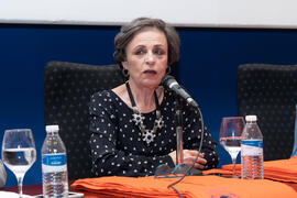 Ana María Castillo-Clavero. Graduación de Másters de la Facultad de Ciencias Económicas y Empresa...