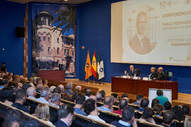 Conferencia de Pablo Hernández de Cos en la Facultad de Ciencias Económicas y Empresariales de la Universidad de Málaga. Paraninfo. Octubre de 2022