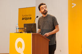 Ignacio González Galán. Presentación del proyecto "Cinecittá Occupata". V Foro Arquia/Próxima 2016: Futuro Imperfecto. Paraninfo. Octubre de 2016