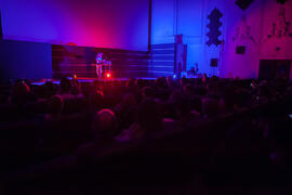 Actuación de Julia Martín. Gala de Clausura del Fancine 2016. Cine Albéniz. Noviembre de 2016