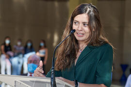 Discurso de la alumna Dina Akrouh. Homenaje a los sanitarios en la Facultad de Medicina de la Universidad de Málaga. Campus de Teatinos. Octubre de 2021