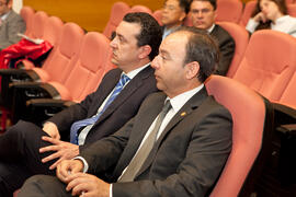 Pedro Farias y Bernardo Gómez en la ponencia 'Cooperación y ayuda humanitaria española en Filipin...