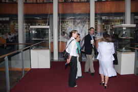 Exposición "Los fondos bibliográficos de la Universidad de Málaga. La integración por la pal...