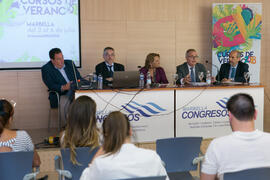 Mesa redonda: "Los proveedores de servicios: los hospitales". Curso "Turismo sanit...