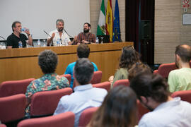 Conferencia de Antonio Luque. Curso "Tres generaciones de la música Pop española". Curs...