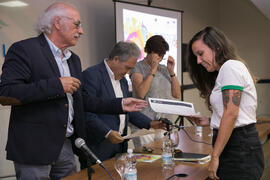 Clausura y entrega de diplomas. Curso "Mujeres frente a la violencia". Cursos de verano...