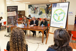 Presentación del libro de actas de las VIII Jornadas de Seguridad, Defensa y Cooperación. Faculta...