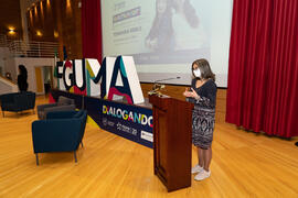 Luisa María Gómez del Águila presenta "Dialogando" con Towanda Rebels. Facultad de Dere...