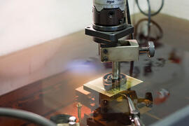 Taller de mecanizado. SCAI: Servicios Centrales de Apoyo a la Investigación de la Universidad de Málaga. Parque Tecnológico de Andalucía. Mayo de 2013