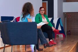 "Dialogando" con Clara Grima. Escuela de Ingenierías Industriales de la Universidad de Málaga. Mayo de 2024