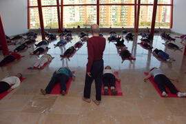 Taller de Yoga. 3º Congreso Internacional de Actividad Físico-Deportiva para Mayores de la Universidad de Málaga. Palacio de Ferias y Congresos de Málaga. Marzo de 2009