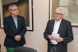 Juan de Dios Mellado y José Ángel Narváez. Firma del convenio para la donación del archivo fotogr...