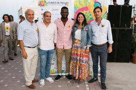 Foto de grupo en el Festival Benéfico de los Baños del Carmen. Cursos de Verano de la Universidad de Málaga. Málaga. Julio de 2018