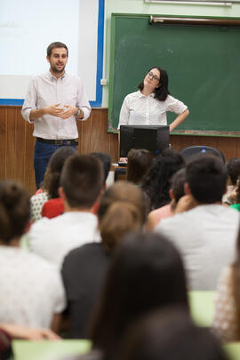 Ambiente en la facultad de Ciencias Económicas y Empresariales. Campus de El Ejido. Mayo de 2015