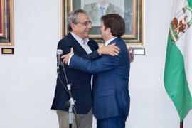 Toma de posesión de Juan José Hinojosa como Decano de la Facultad de Derecho. Facultad de Derecho...