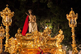 Trono procesional del Cristo Coronado de Espinas de la Hermandad de los Estudiantes. Málaga. Abri...