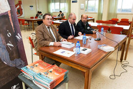 Presentación del libro de actas de las VIII Jornadas de Seguridad, Defensa y Cooperación. Faculta...