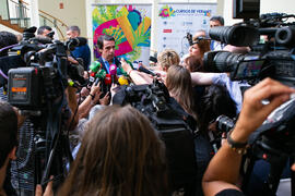 José María Aznar atiende a los medios. Cursos de Verano de la Universidad de Málaga. Edificio del...