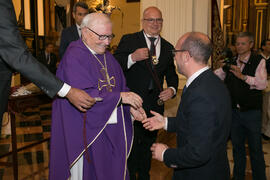 Entrega de medallas de la Cofradía de los Estudiantes. Misa de Lunes Santo. Iglesia de San Agustín. Abril de 2017