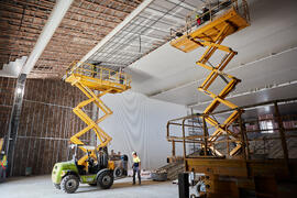 Obras en el interior del nuevo Pabellón de Gobierno. Campus de Teatinos. Abril de 2021