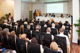 Intervención de Adelaida de la Calle. Presentación del Retrato de Honor de D. Eugenio José Luque Domínguez. Facultad de Ciencias Económicas y Empresariales. Junio de 2025