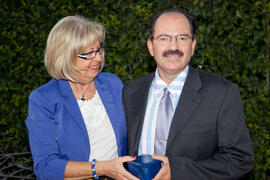 Homenaje a los jubilados y al personal que cumple 25 años de servicio en la Universidad de Málaga. Jardín Botánico. Junio de 2011