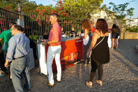 Barra de bar en el concierto de Dorantes. Cursos de Verano de la Universidad de Málaga. Ronda. Ju...