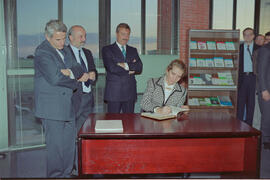 Inauguración de la Facultad de Psicología y la Biblioteca General por parte de la Infanta Elena. ...