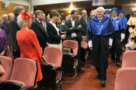 Investidura como Doctor "Honoris Causa" de Hans-Dieter Wienberg por la Facultad de Cien...