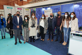 Foto de grupo. Jornada de Puertas Abiertas de la Universidad de Málaga. Complejo Polideportivo Universitario. Marzo de 2022